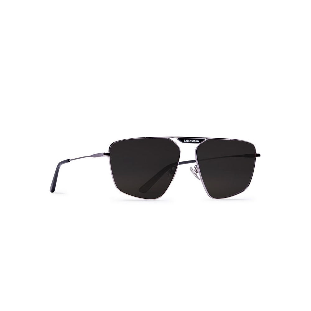 BALENCIAGA TAG 2.0 NAVIGATOR SUNGLASSES IN BLACK